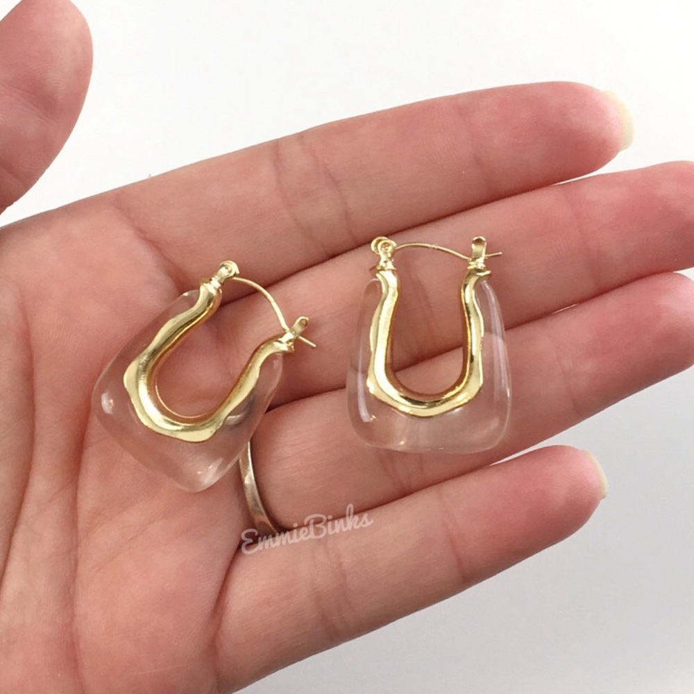 New Anthropologie Gold Rimmed Resin U Shape Huggie Hoop Earrings - Picture 9 of 16